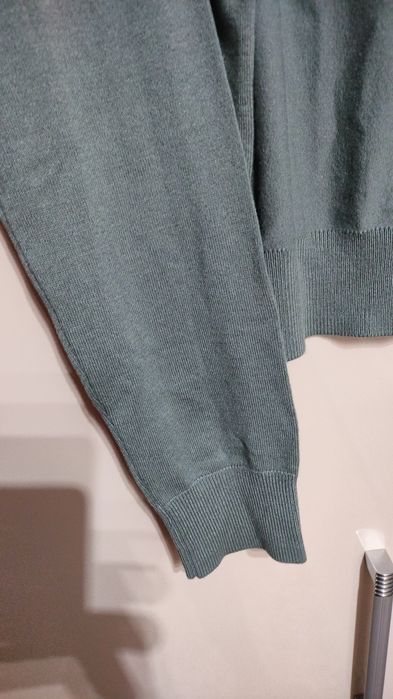 Sweterek do zapinania