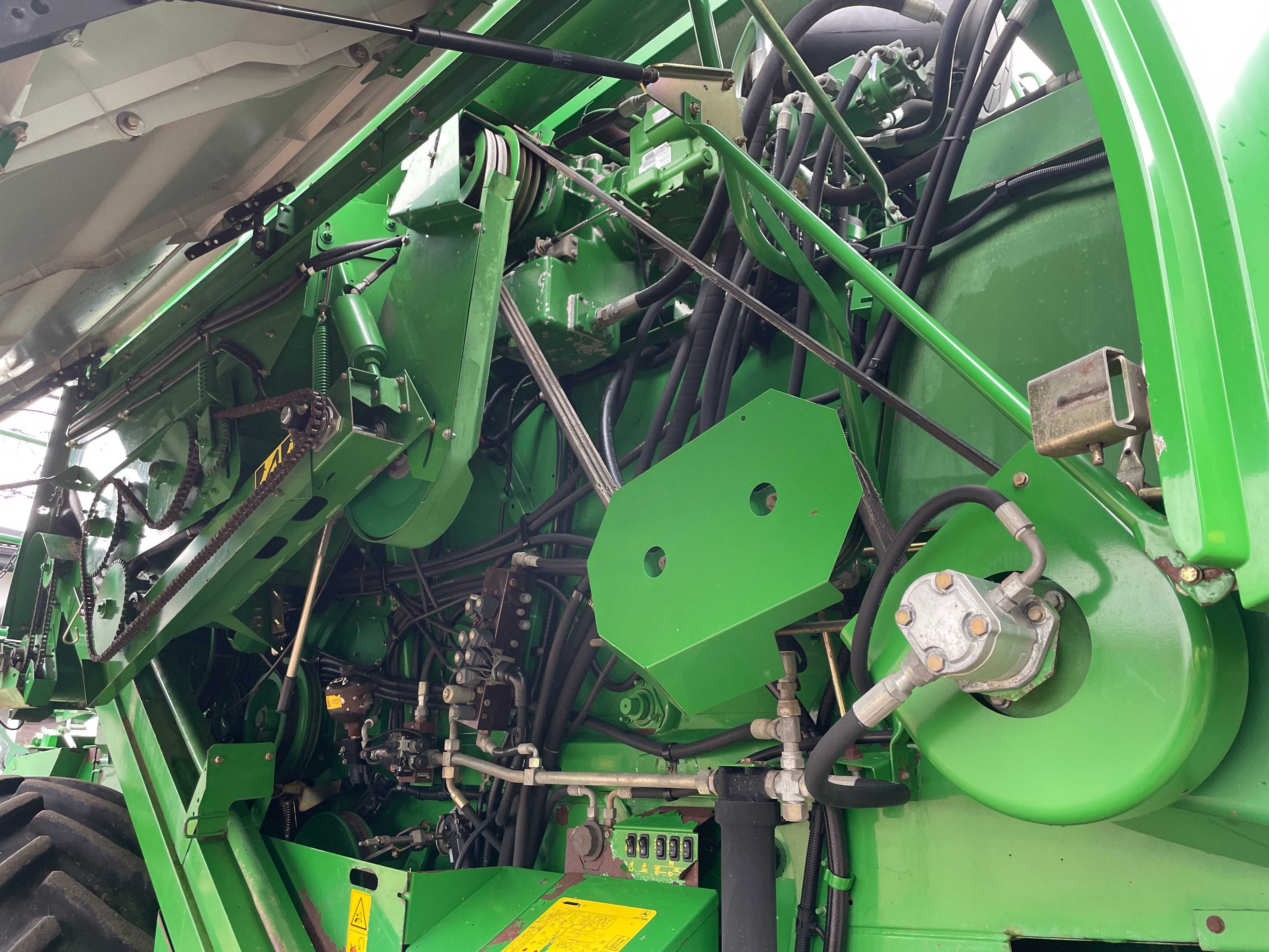 John Deere T670 625R 2010p