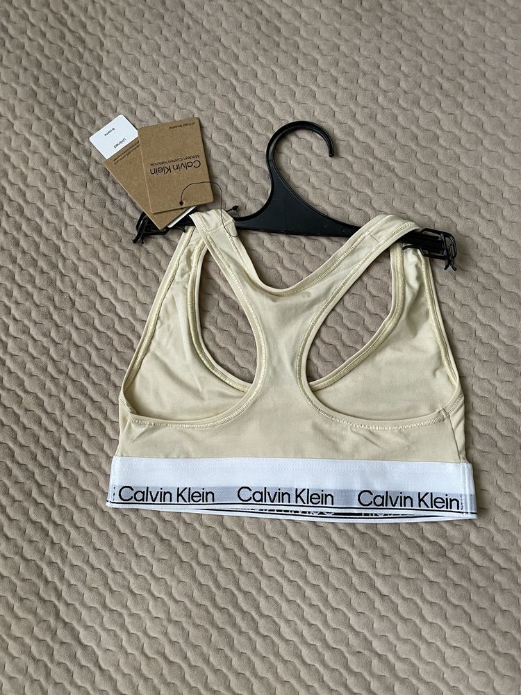 Новий топ Calvin Klein p XS (оригінал)