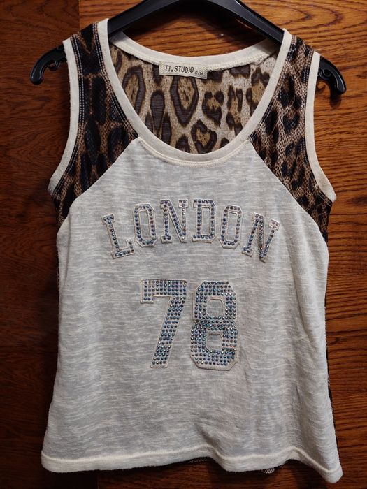 Майка летняя,очень красивая