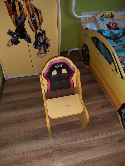 Меблі в дитячу кімнату"трансформери"(шкафи,стіл,ящик,стілець)