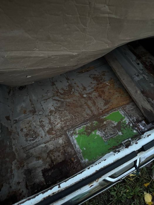 Продам Волгу 2410