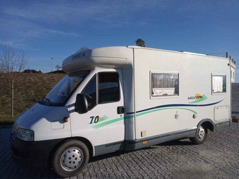 Auto Caravana Fiat Chausson 2.8 de 2002 c/suporte para moto/scooter