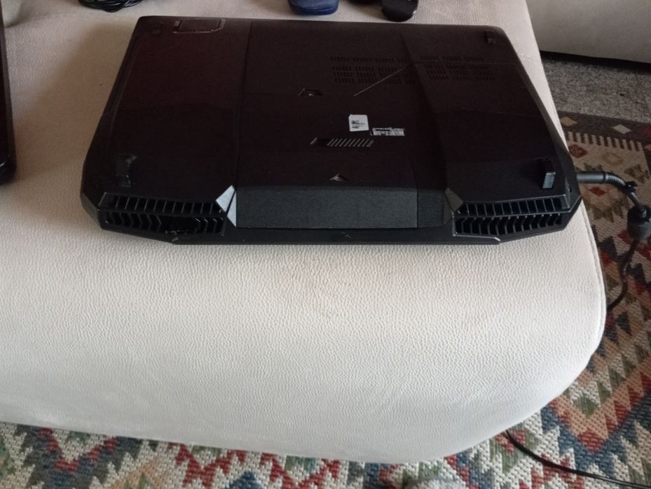 ASUS rog 17 polegadas