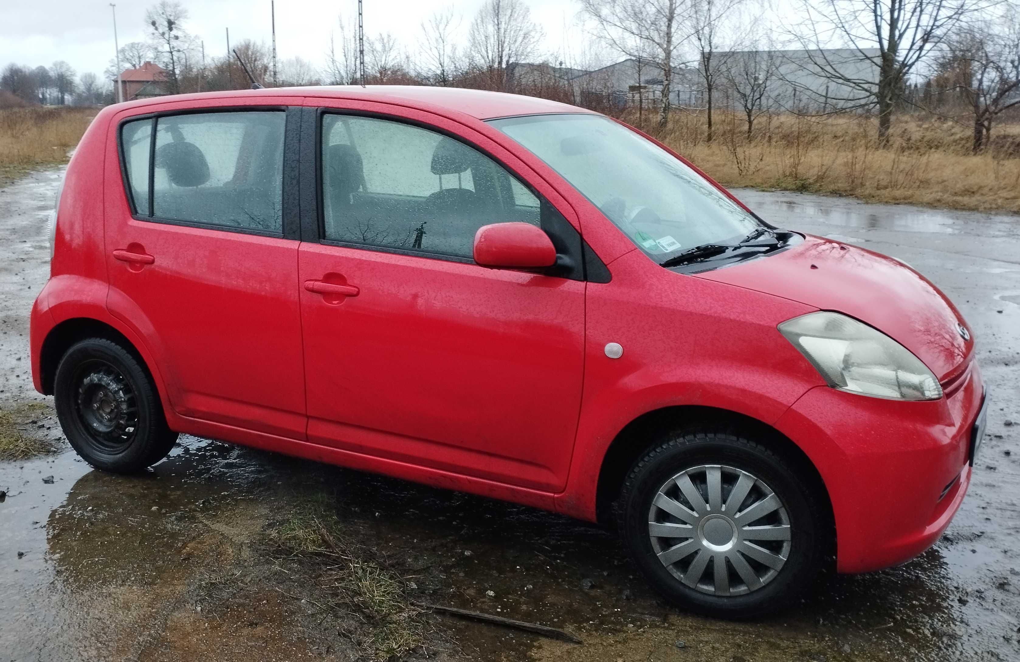 Daihatsu Sirion 1.0 2006r