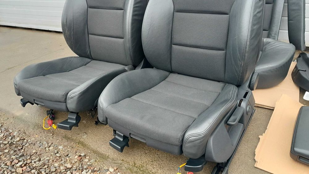 Czarne fotele półskóry S-line półskórzane wnętrze - AUDI A6 C6 / S6 C6