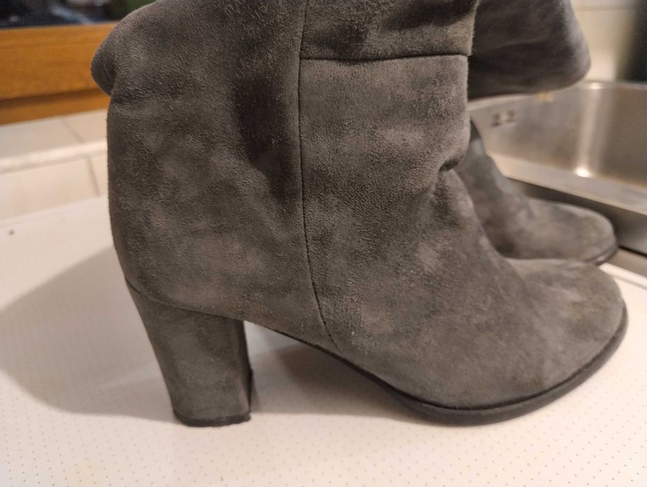 Kozaki zamszowe firmy Venezia