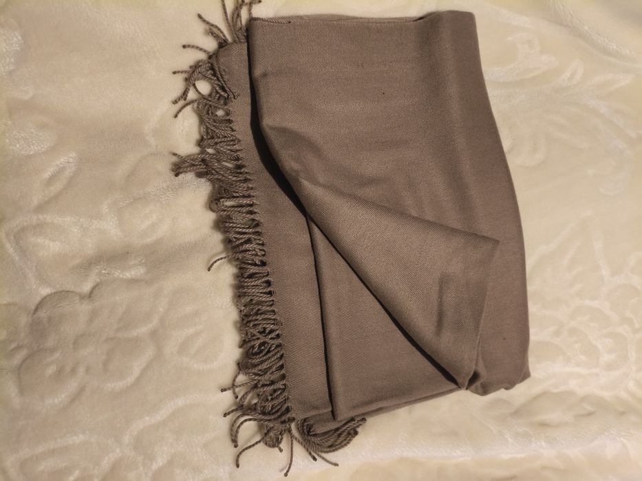 Szal kaszmirowy beżowy