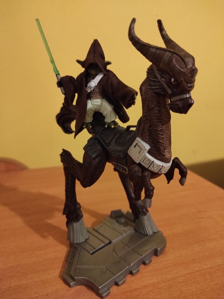 Star Wars figurka Yoda & Kybuck