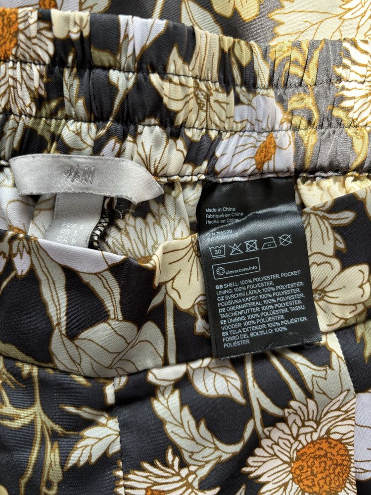 H&M satynowe szorty Bermudy wysoki stan boho krótkie spodenki w kwiaty