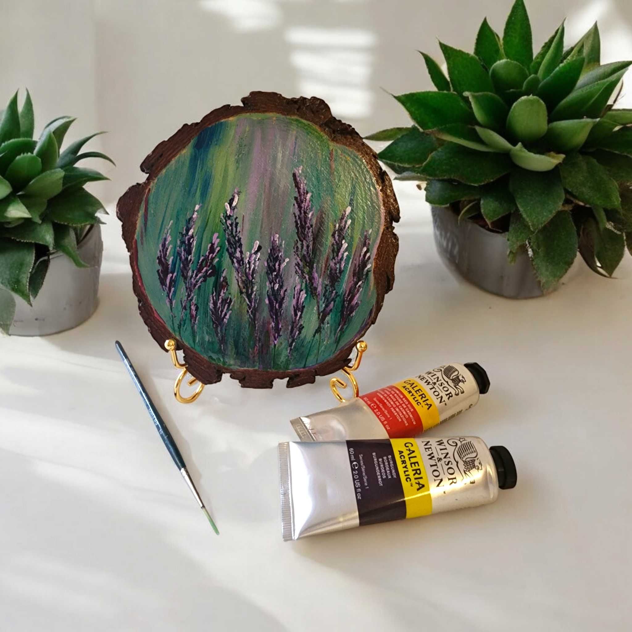Pintura sobre Fatia de Madeira Rústica - "Lavanda" (18 cm)