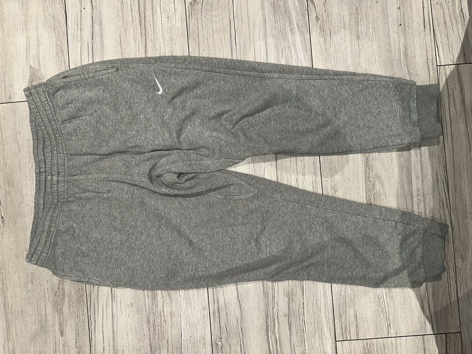 Spodnie dresowe szare Nike
