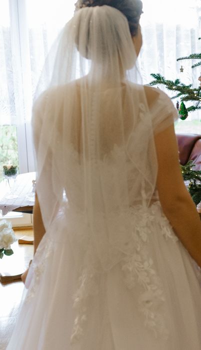 Suknia ślubna raz założona