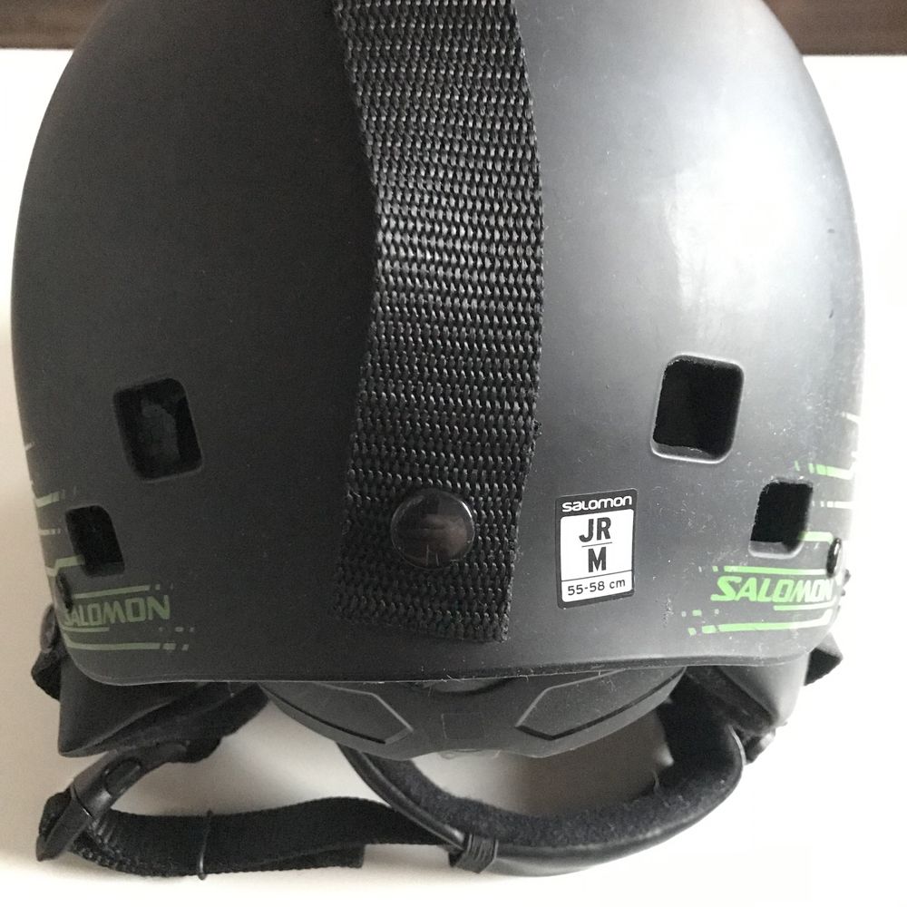 Kask Salomon rozm. M 55-58cm czarny orzeszek ocieplacze na uszy