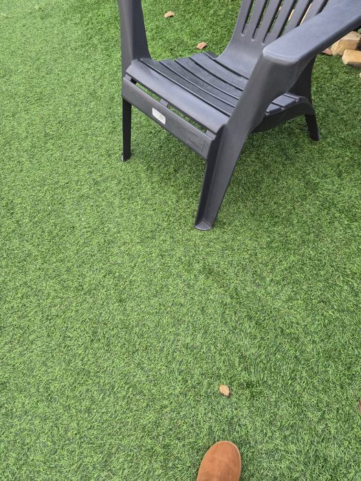 Duas cadeiras de jardim