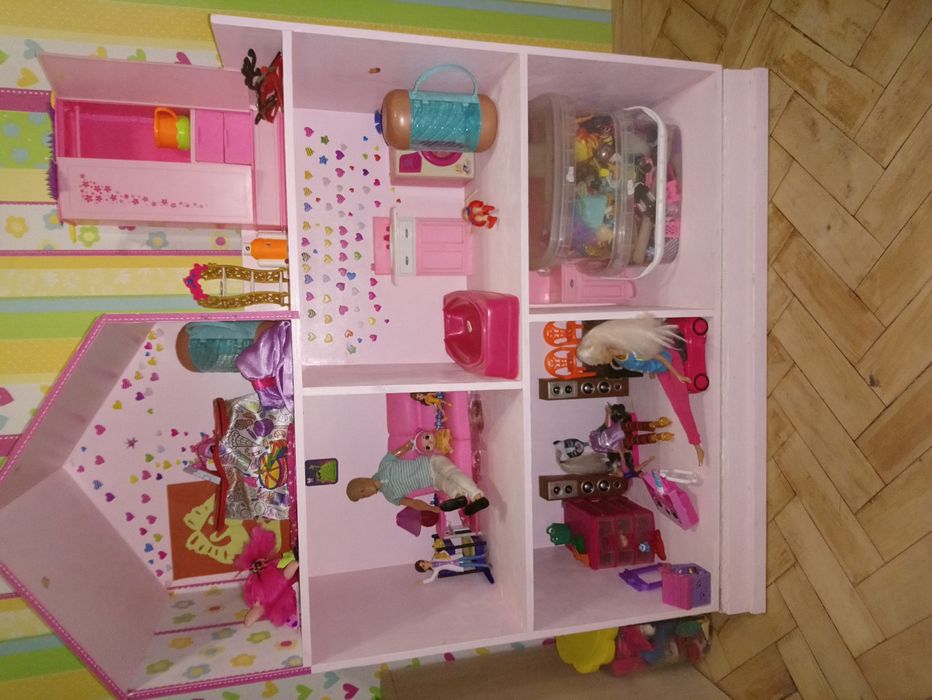 Стелаж,ігровий будинок для ляльок,полиця