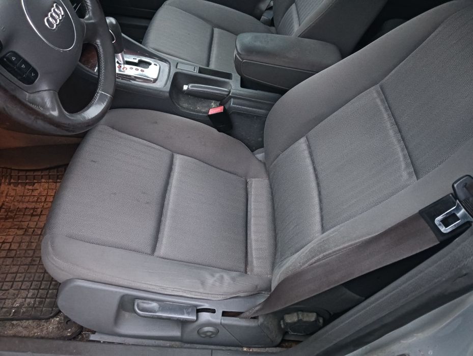 Audi a 4 b6  uszkodzone