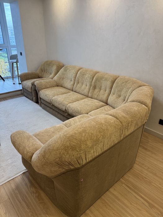 Продам диван и кресло в отличном состоянии