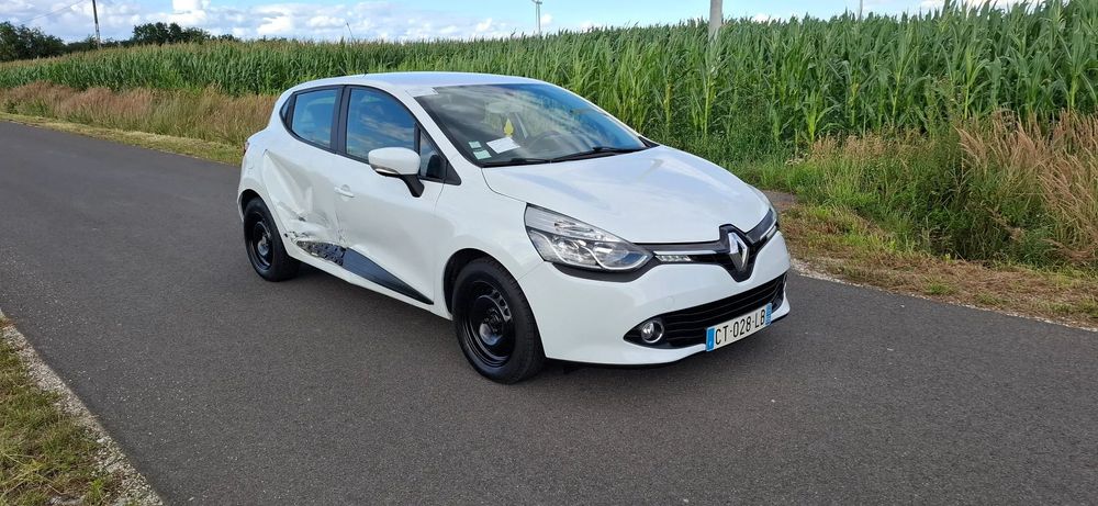 Renault Clio 1,5 dCI 75 Km rok 2013 Sprowadzony Uszkodzony