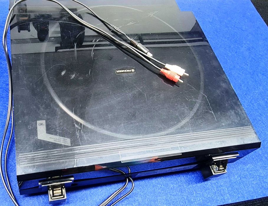 Gira-discos estéreo Pioneer PL-X77Z