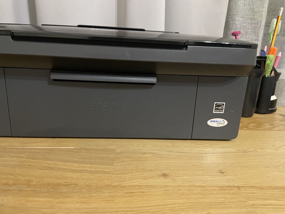 Принтер Epson  майже новий