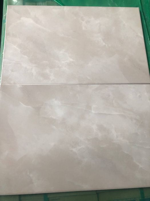 Глянцева Настінна Плитка на фартух, кухню Бежева 25х40 см