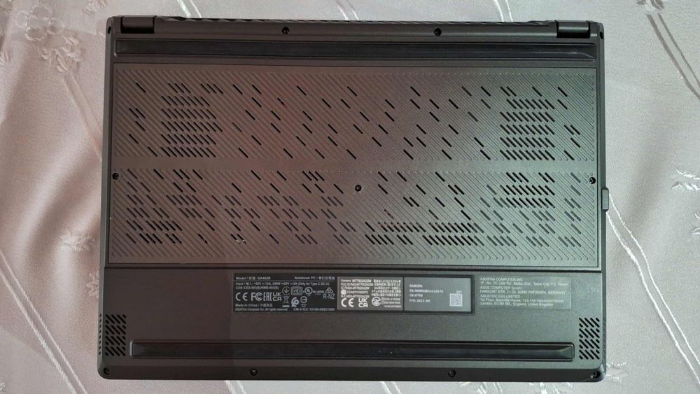 ASUS ROG Zephyrus G14 2022 GA402RK Ryzen 9 + RX 6800S