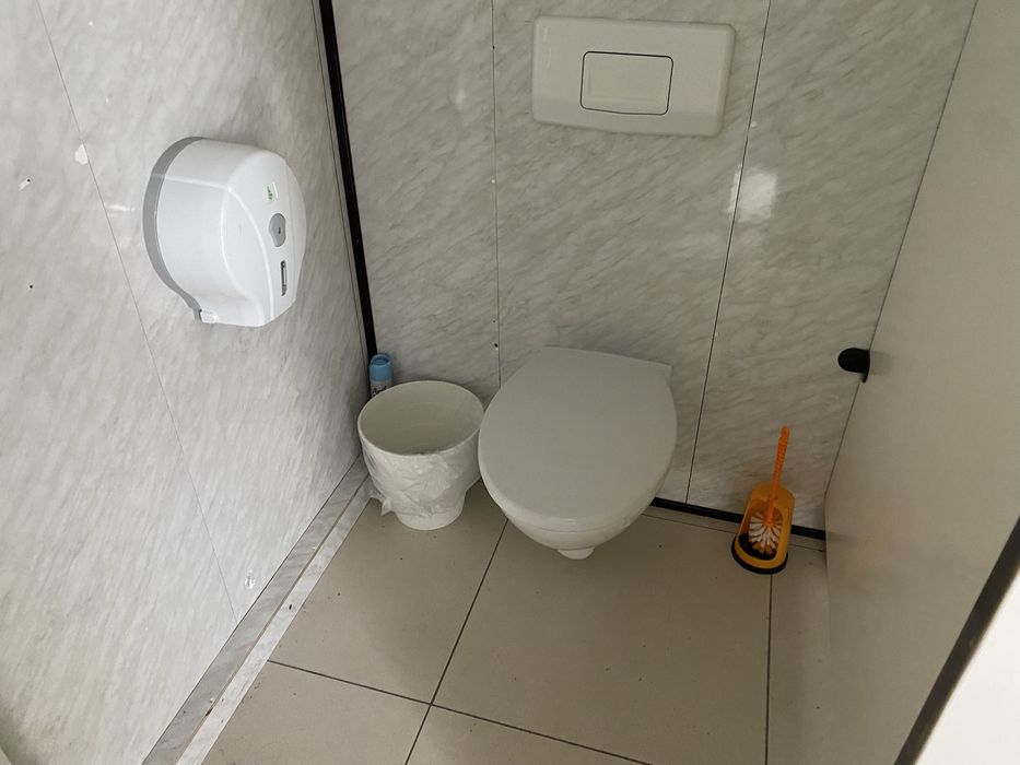 Toaleta mobilna kontener / meski/ damski