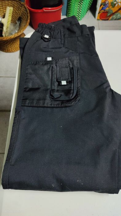 Chapéus casacos e calças