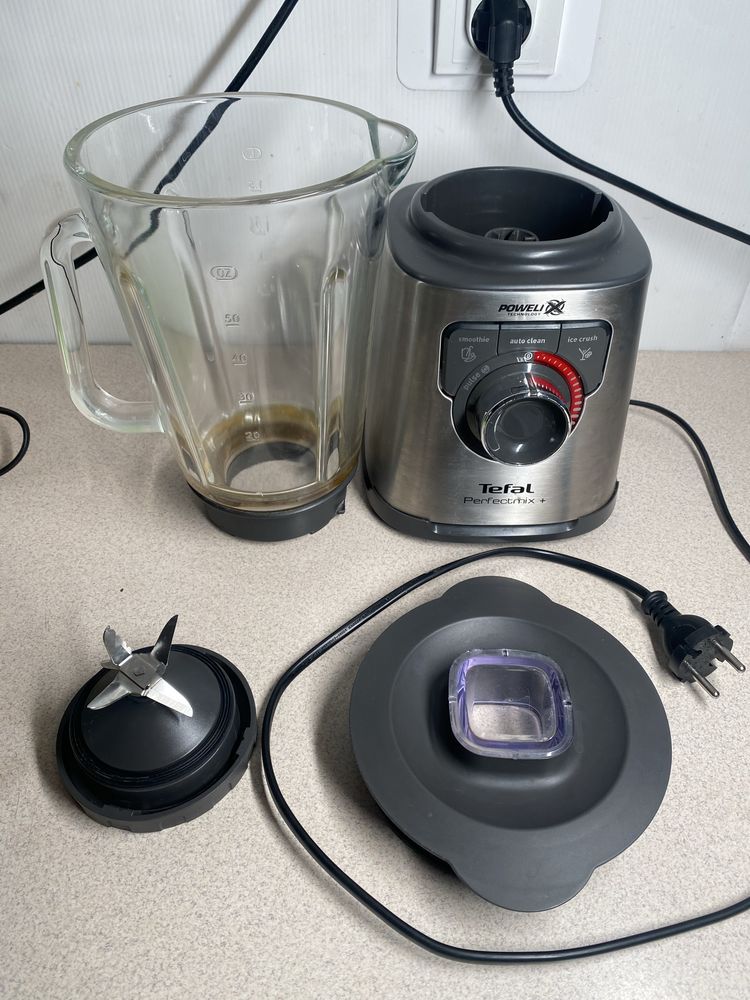 Blender kielichowy TEFAL Perfect Mix+ BL811