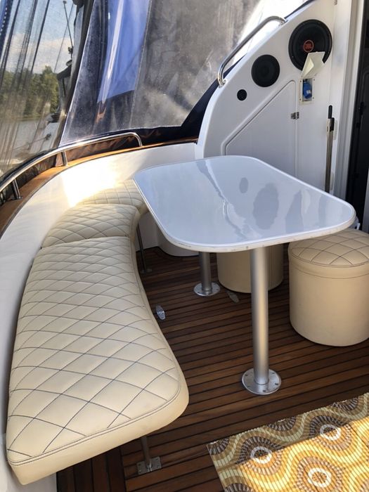 Продам яхту Adamant 330 HT