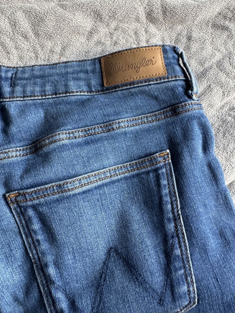 Jeansy damskie Wrangler