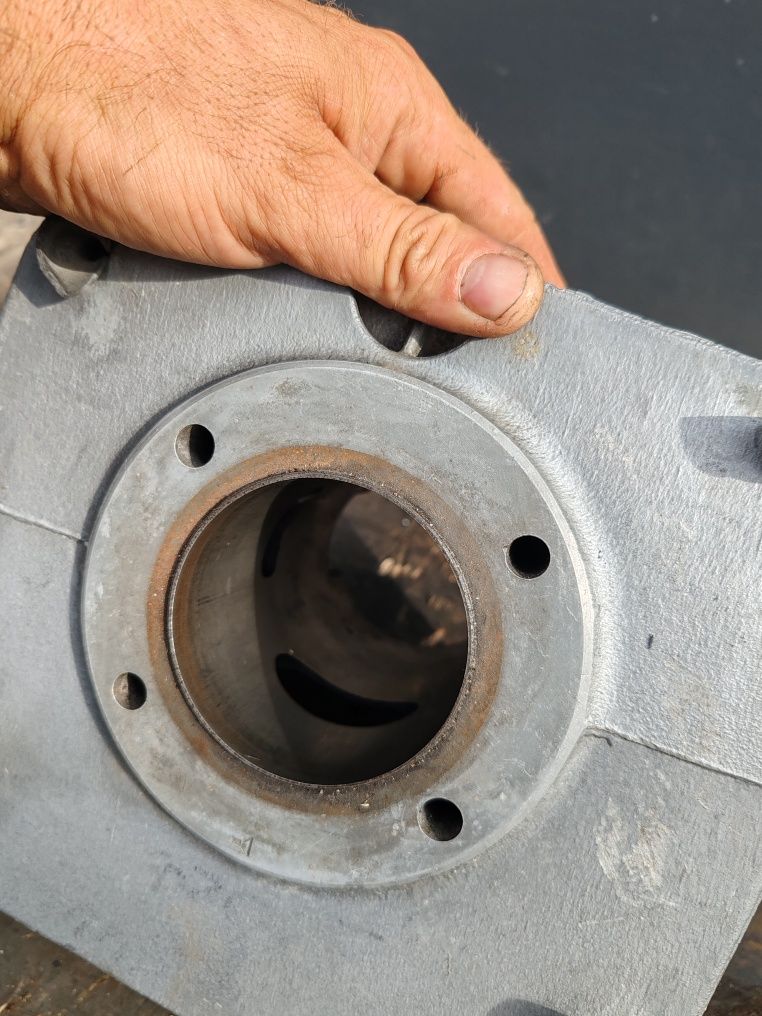 Cylinder z z tłokiem Mz-etz 250 Mz Ts 250