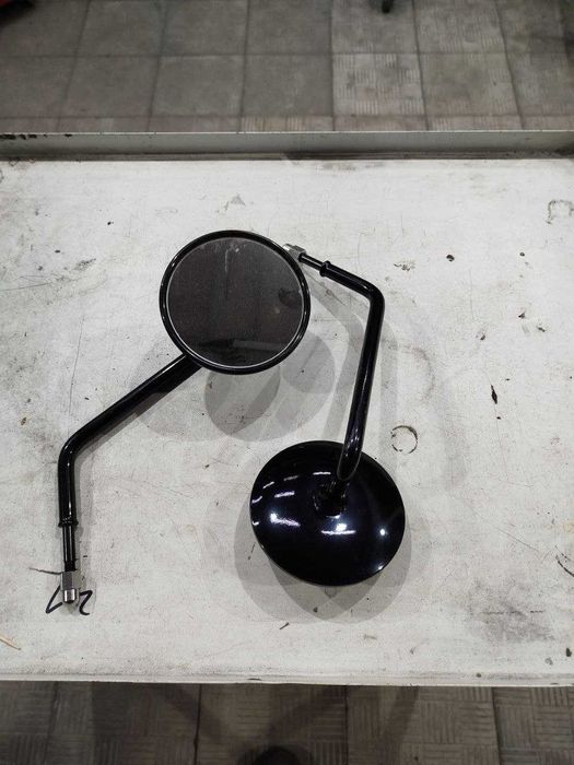 Кермо, зеркала, грузики, стійки, траверса та чохли на BMW R18