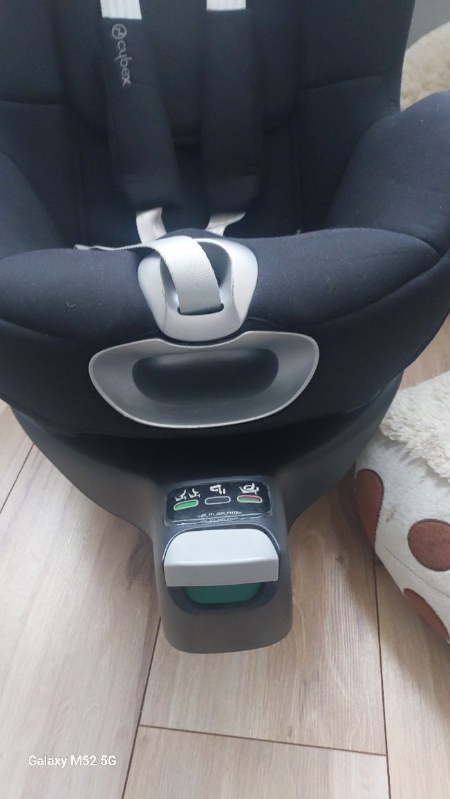 Cybex sirona z i size z bazą isofix 360°