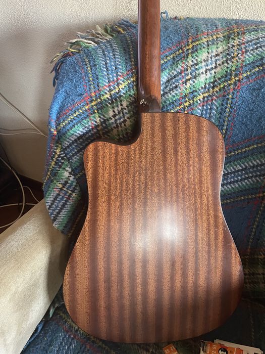 Guitarra semi acústica Martin dcpa4