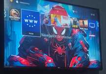 PS4 com 2 comandos e jogos