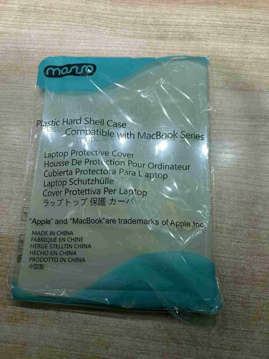 Etui na MacBook Air M2 13.6" A2681 nowe nieużywane