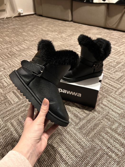 Дитячі чорні зимові уггі (уги) apawwa