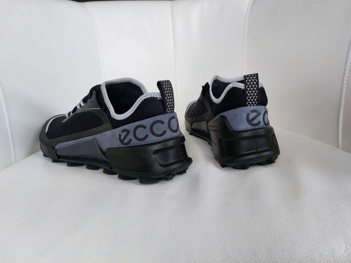 Жіночі кросівки ecco biom 2.1   39  р