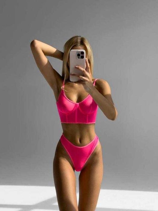 Комплект жіночої білизни, колір неонової фуксії. Новий (S)