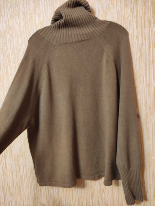 теплий жіночий світер светр оверсайз з високою горловиною р.52-54/xl