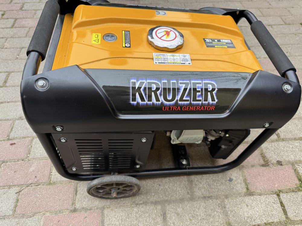 Генератор бензиновий Kruzer TH3900E 3кВт з елетростартером