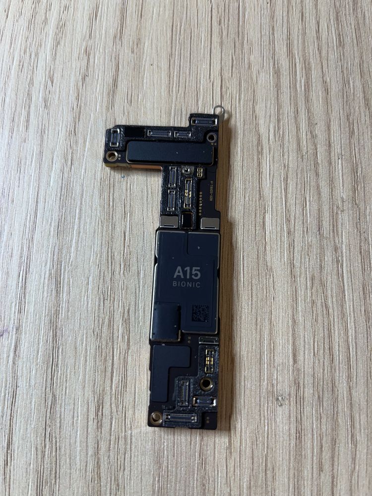 Płyta główna iPhone 14 oryginalna iCloud