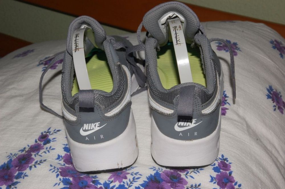 Детские Nike Air Max Vision Индонезия оригинальные размер 33