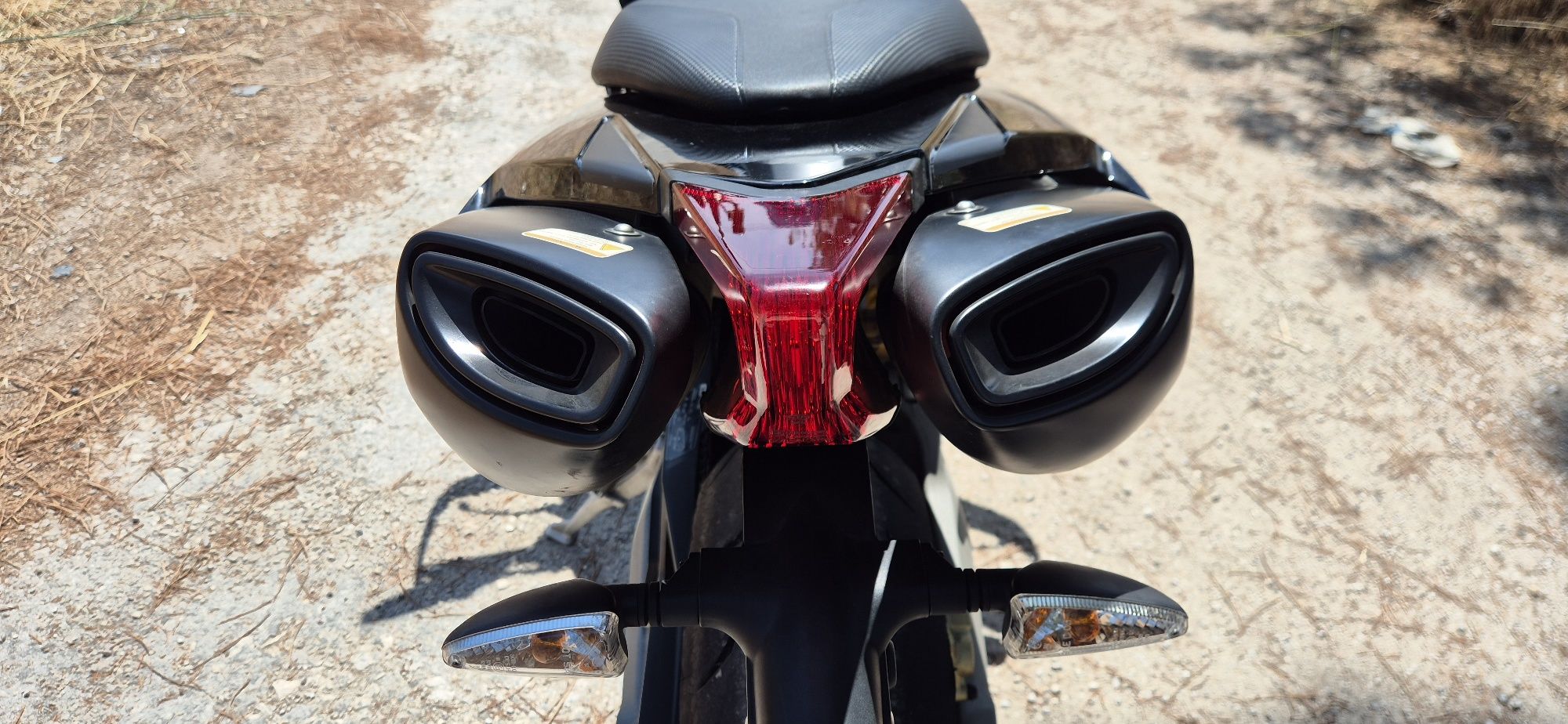 Aprilia DORSODURO 1200 de 2011 IMACULADA!