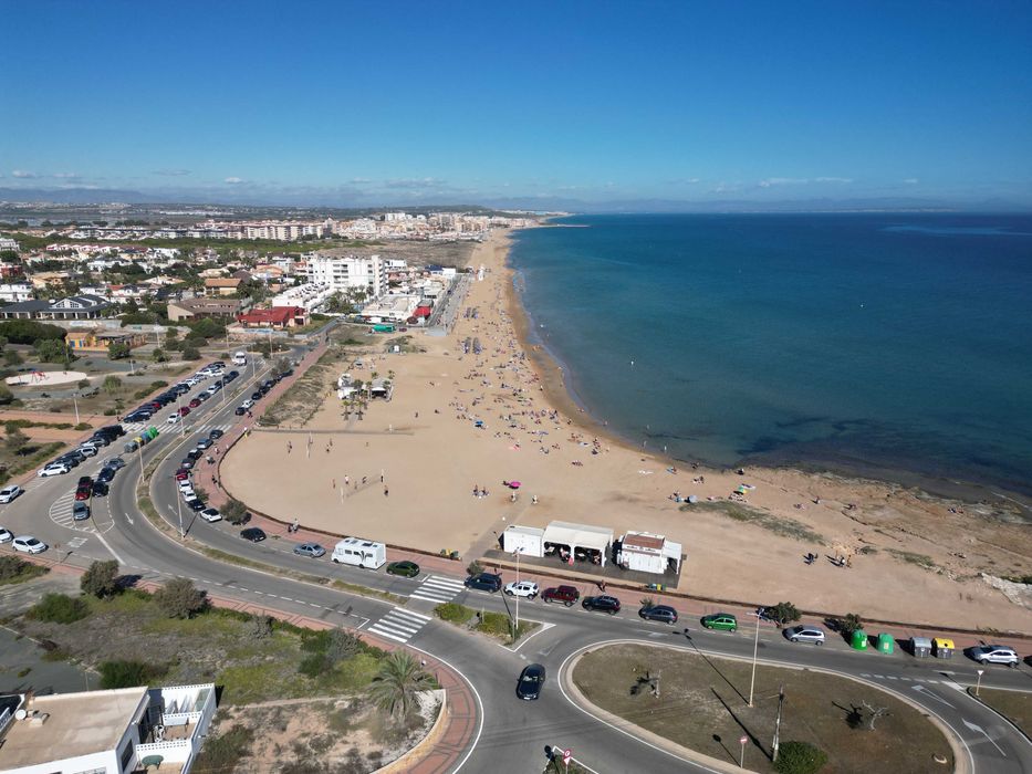 Apartament w Hiszpanii z widokiem na morze 250m. od plaży