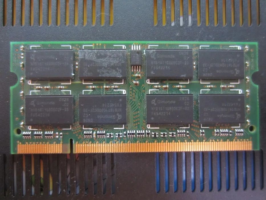 Оперативная память для ноутбука 2Gb DDR2-667/800 SODIMM