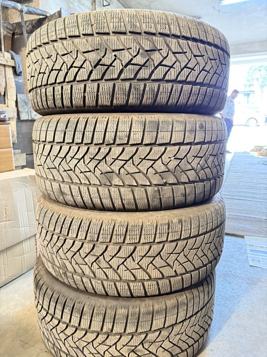 Opony zimowe Dunlop Mercedes GLC 43 Amg