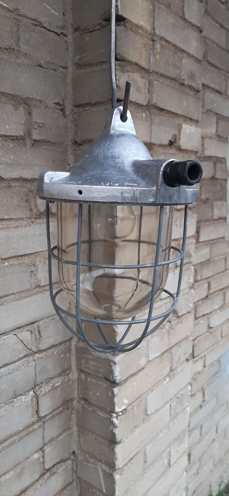 Lampa fabryczna przemysłowa loft prl